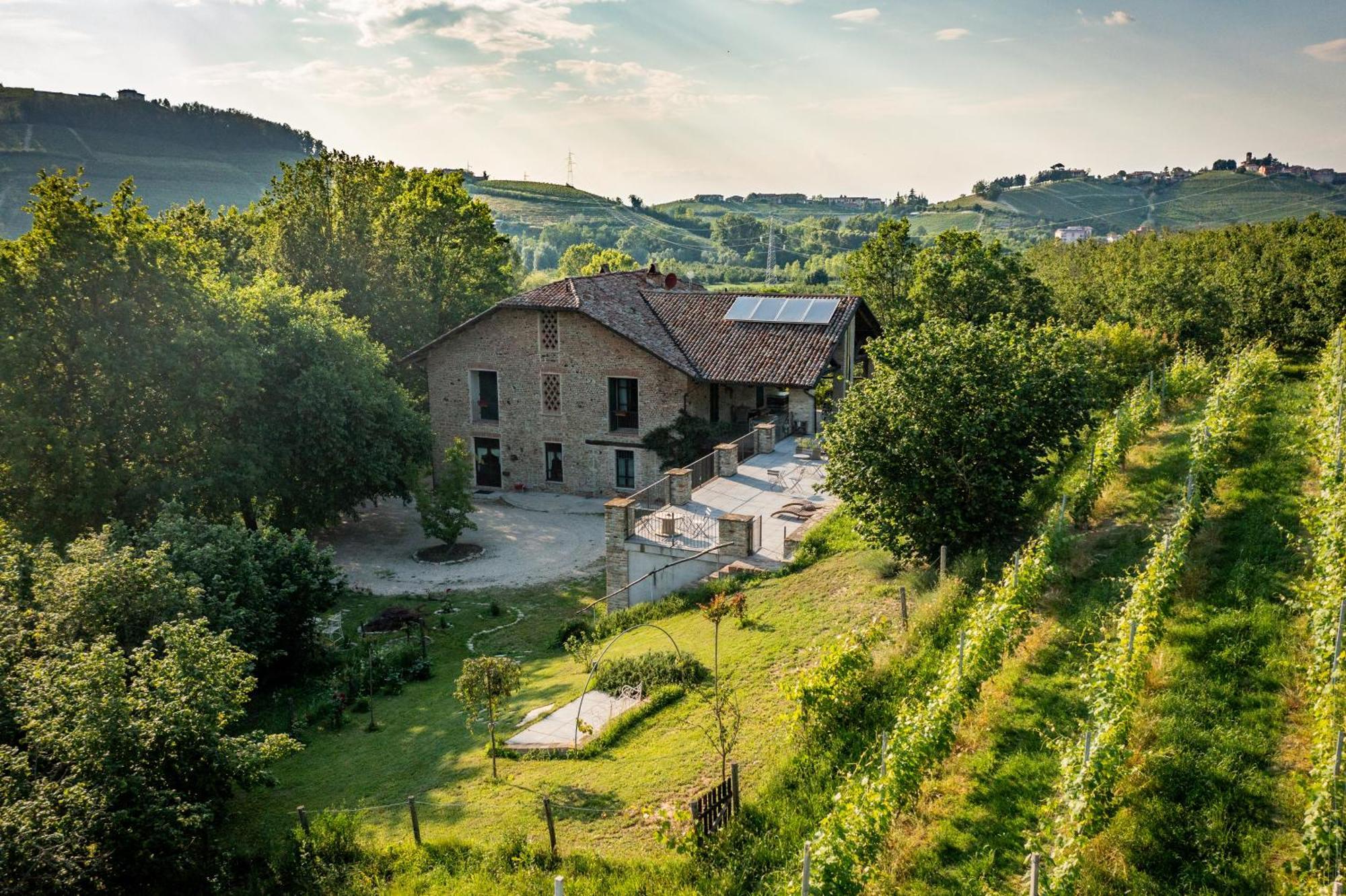 Gilda E I Suoi Amici Bed & Breakfast Neive Dış mekan fotoğraf