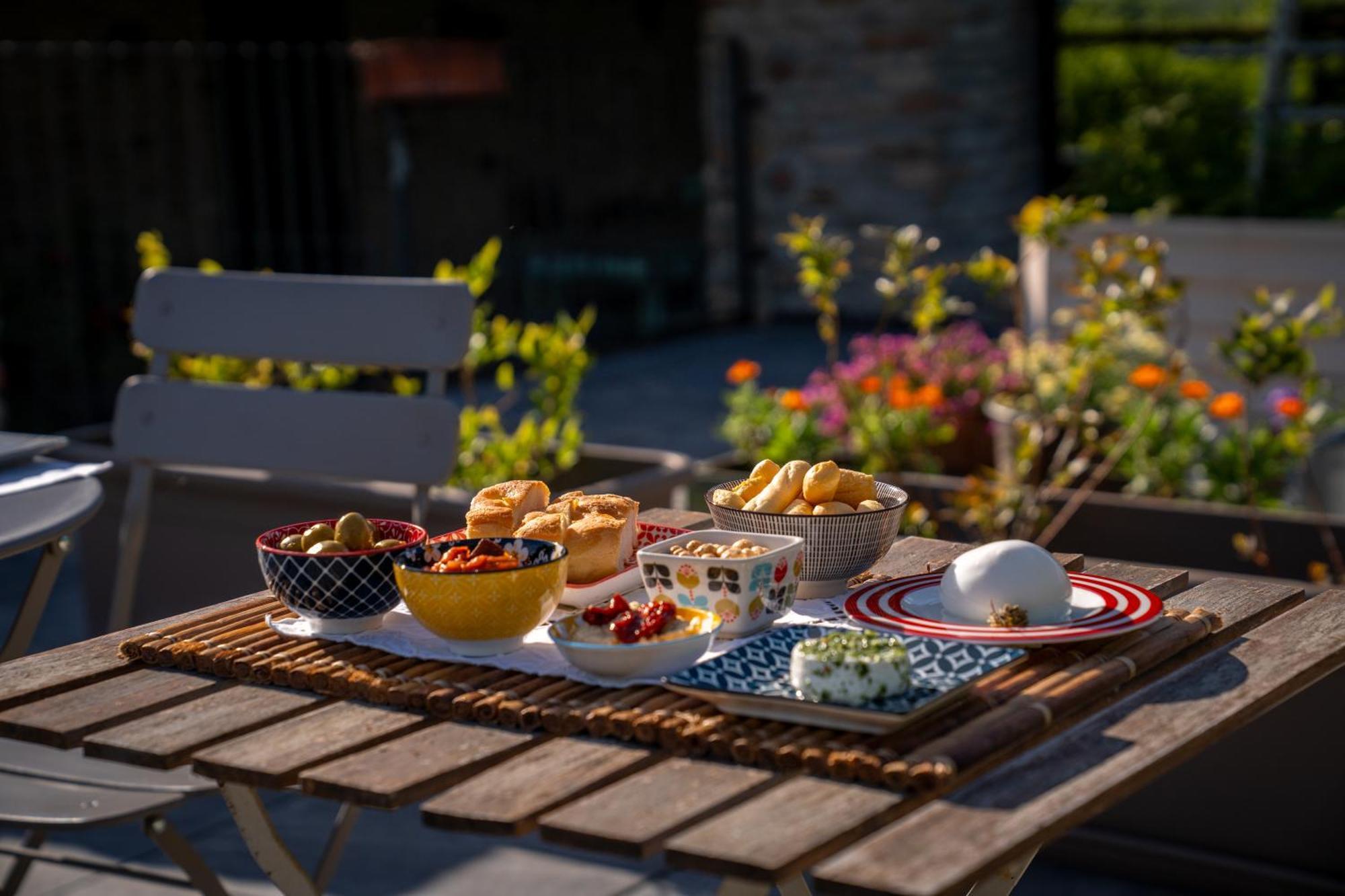 Gilda E I Suoi Amici Bed & Breakfast Neive Dış mekan fotoğraf