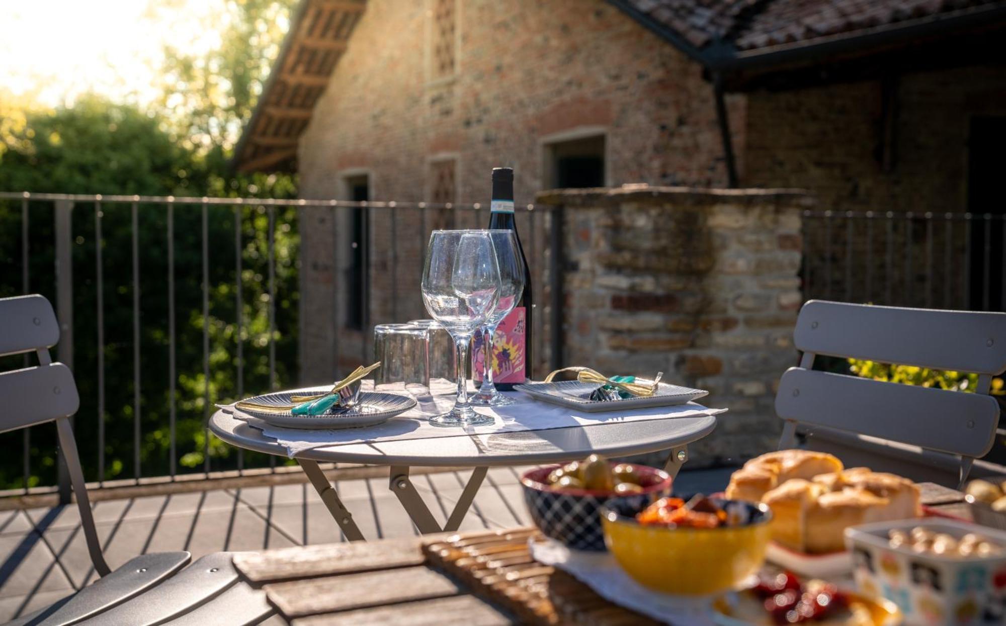 Gilda E I Suoi Amici Bed & Breakfast Neive Dış mekan fotoğraf